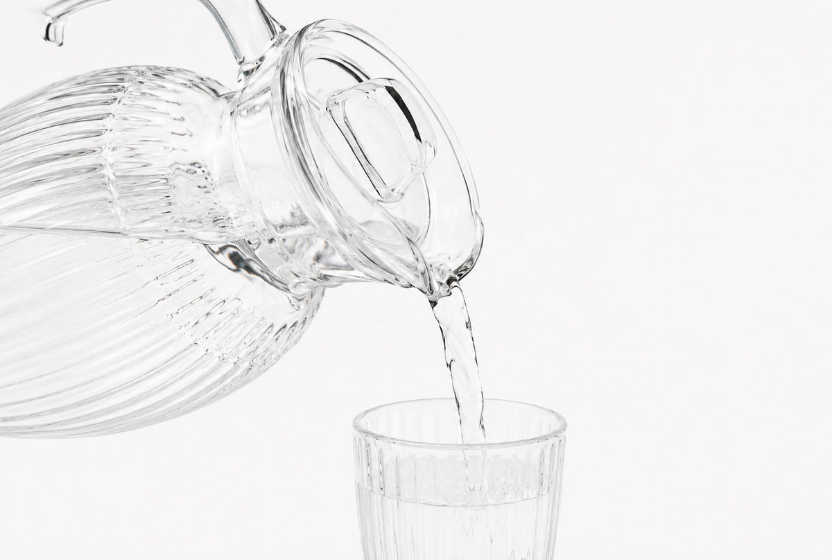 Glaskaraffe 2L mit Deckel Wasserkaraffe Saftkrug Glaskrug Karaffe 2 Liter
